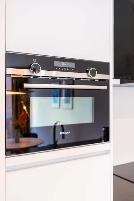 Apartamento Chic 2-Bedroom Haven In Amberes Bélgica