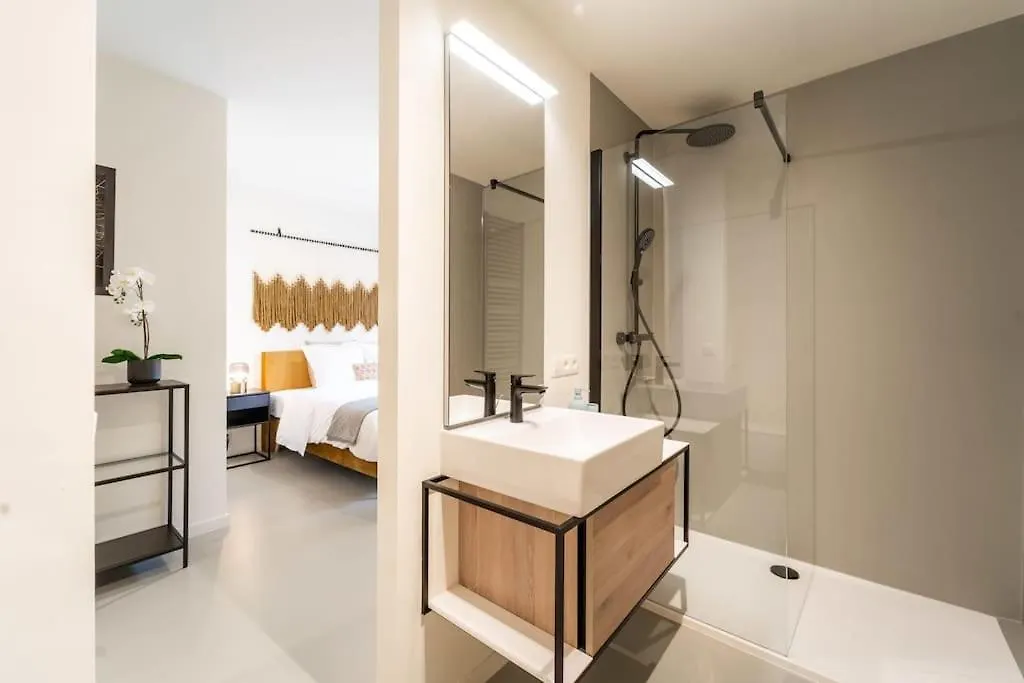 Διαμέρισμα Chic 2-Bedroom Haven In Αμβέρσα